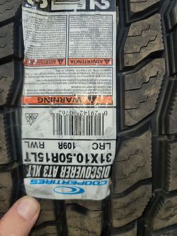 Cooper Discoverer AT3 XLT 31X10.50R15LT Tire