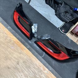 OEM Tail Lights (Left & Right) – 2023 Toyota GR86 Premium