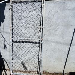 fence door 