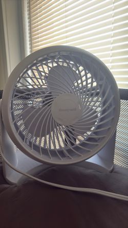 Honeywell fan white