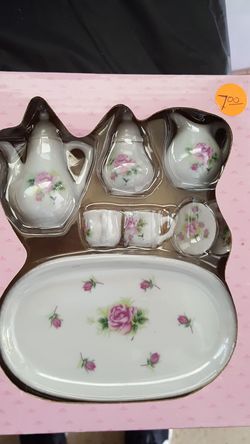 New little girls tea set