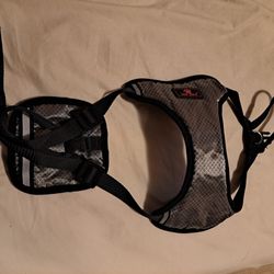 
TOP PAW Deluxe Car Safety Dog Harness – Travel Padded Vest for Medium Dogs (20-55 lbs)