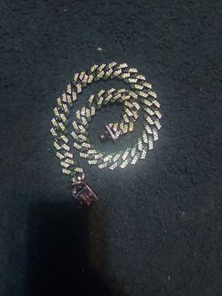 Iced out green 22" chain