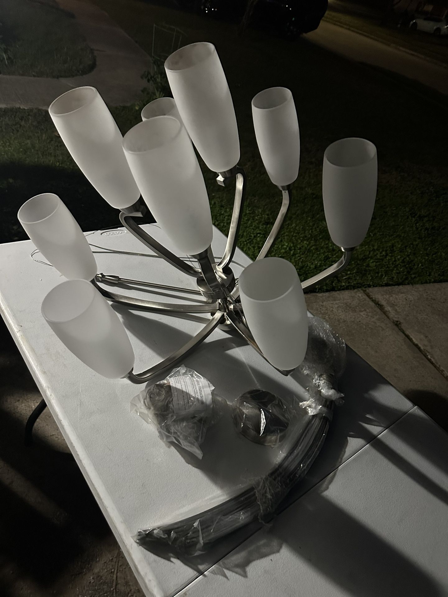 BRAND NEW OPEN BOX 9 LIGHT BRUSHED NICKEL CHANDELIER (PROGRESS LIGHTING)