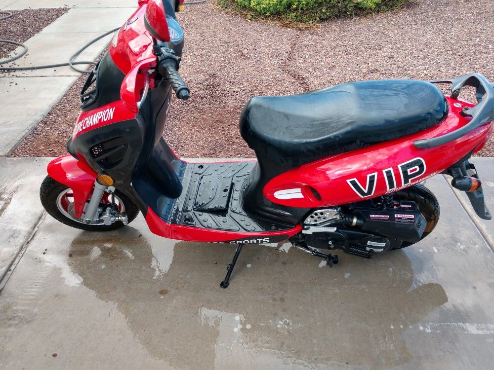 2009 Bashan Scooter Model TPGS-804 40miles