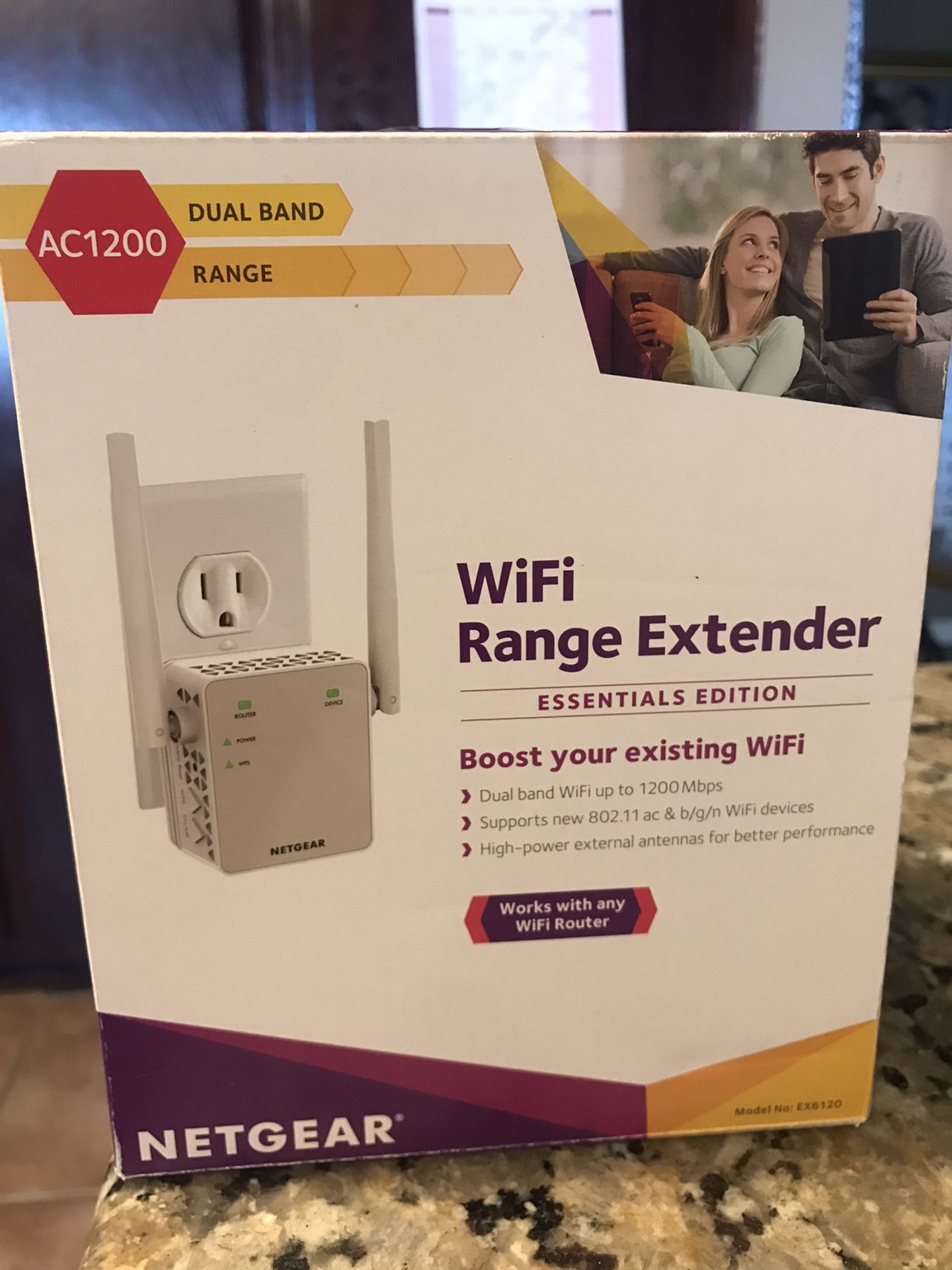 NETGEAR AC1200 Dual Band WiFi Range Extender