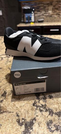 New balance shoes size 3