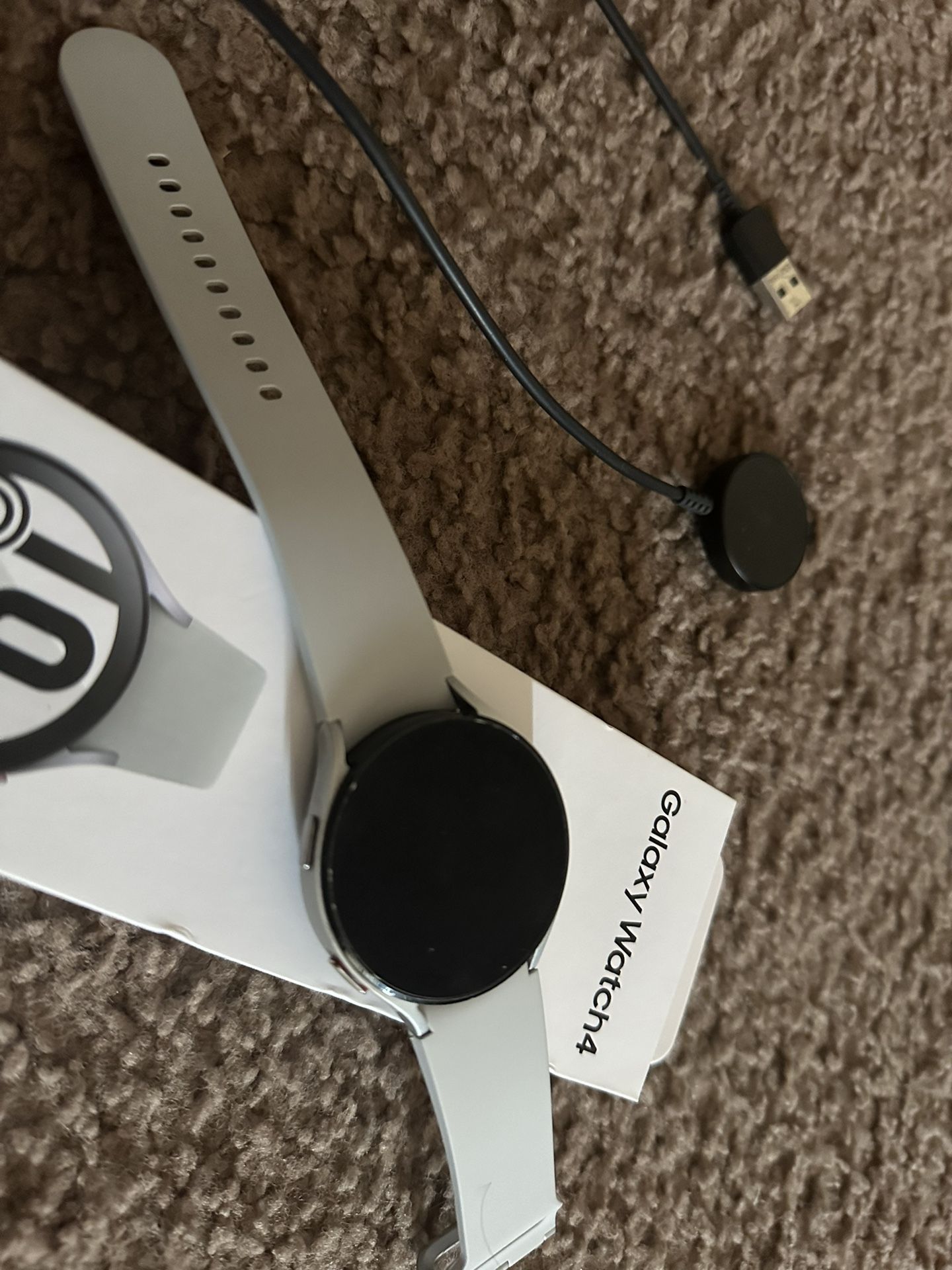 Galaxy watch 4. Cellular(Unlocked)