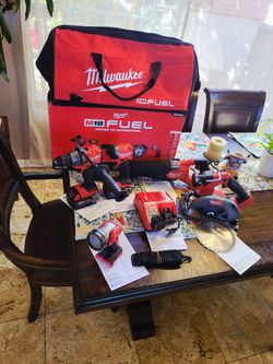 Milwaukee M18 FUEL 18V Lithium-Ion Brushless Cordless Combo Kit (5-Tool) with Two 5.0 Ah Batteries,