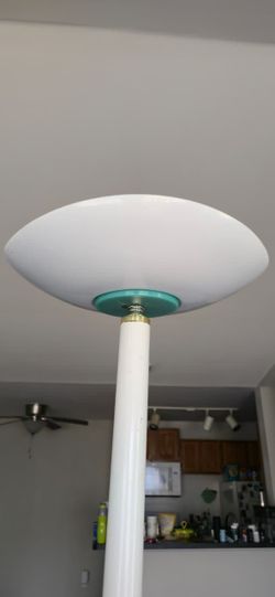 Metal Floor Lamp With 2 Free halogen Tubes