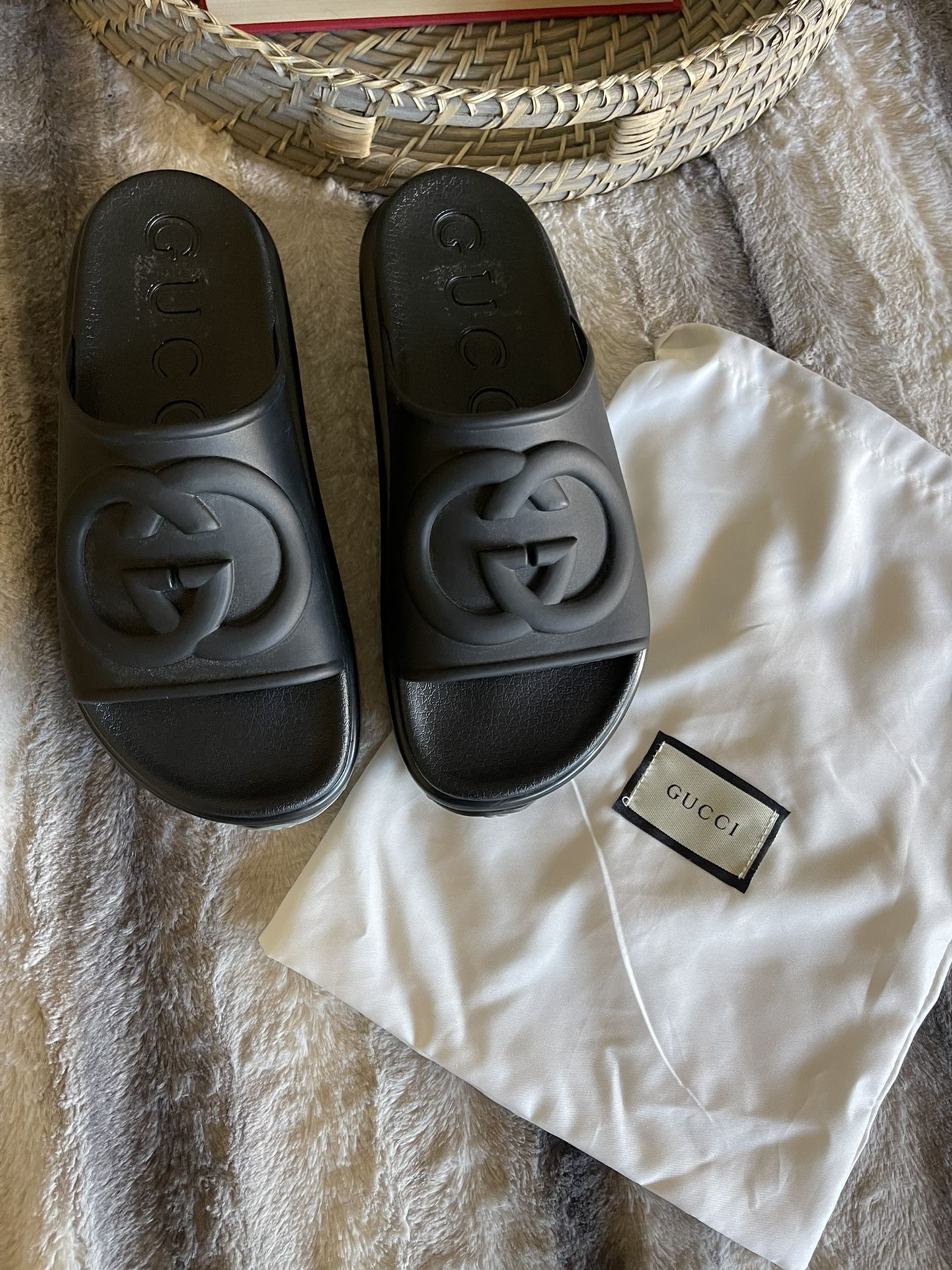 Black Gucci Platform sandals for Sale in Laveen Village, AZ - OfferUp