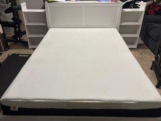 White Full Queen Bed Frame with Storage Shelves & Mattress – Excellent Condition