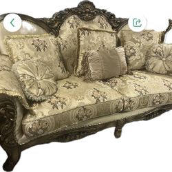  sofa big  &small  600$ good condition
