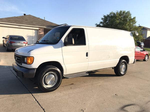 cargo van Ford F-350 2006 diesel 6.0 runs and drives pretty good no