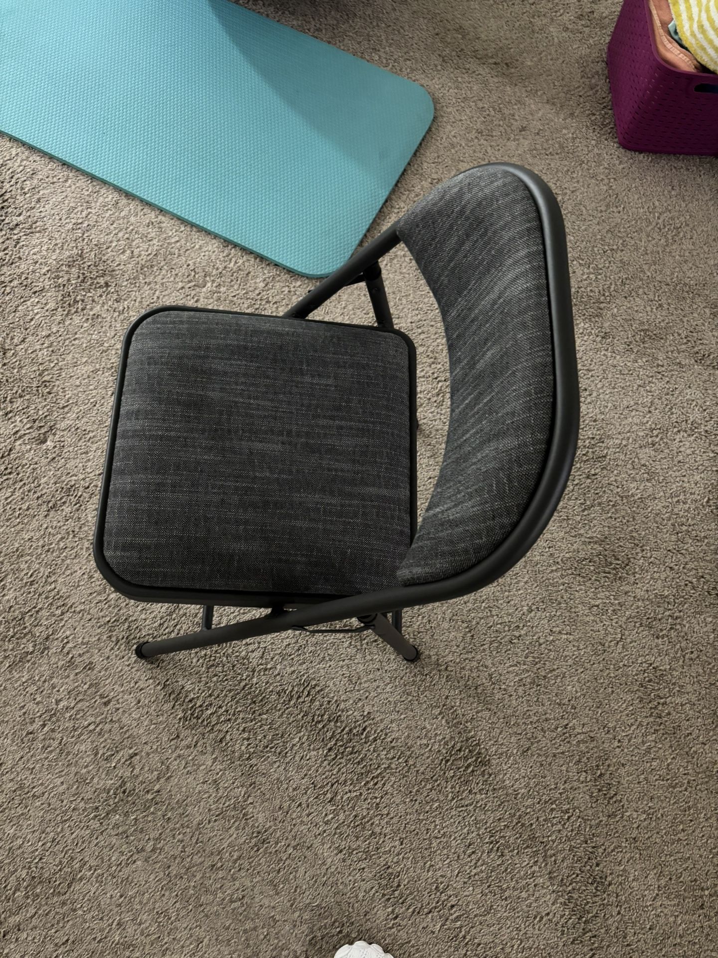 Grey Foldable Cushioned Chair