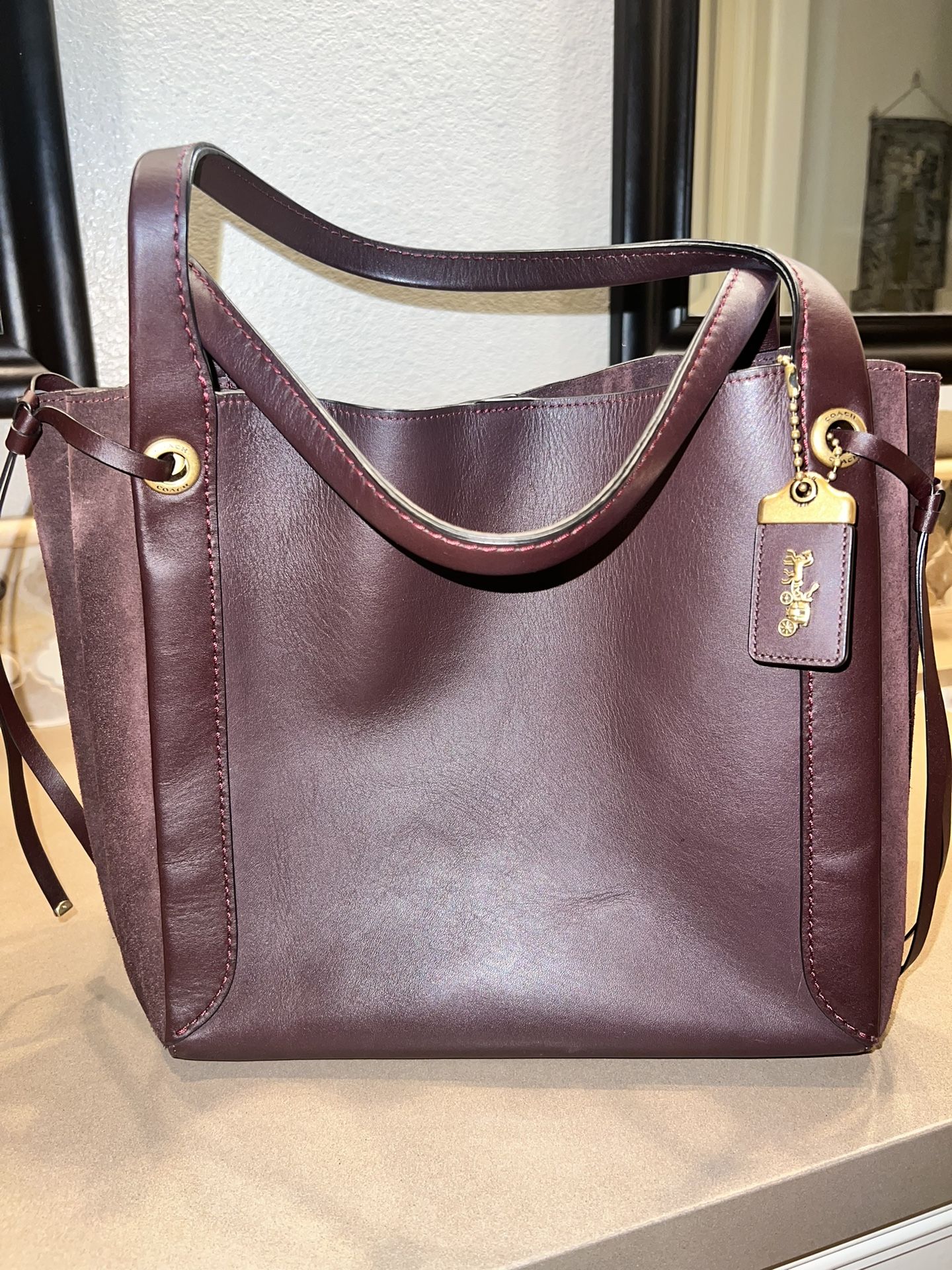 Coach Harmony Hobo Oxblood/Brass