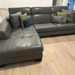 Gray 2 Leather Pc Sectional 
