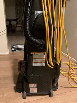 Tennant V-SMU-14 model featuring True-HEPA 3-stage filtration