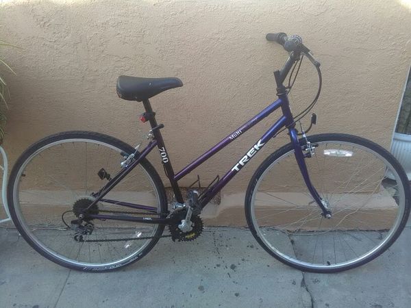 TREK 700 MULTITRACK HYBRID BIKE WOMAN'S for Sale in Los Angeles, CA