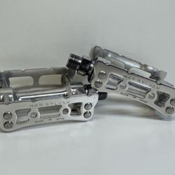 Nice Pair of MKS Sylvan Touring Pedals 9/16. Made in Japan!