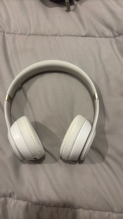 Selling solo 3 beats