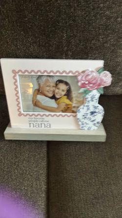 Nana frame