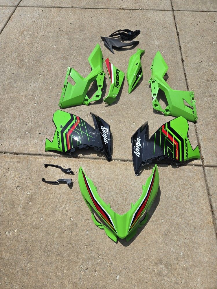 2018-23 Kawasaki 400 Body Parts