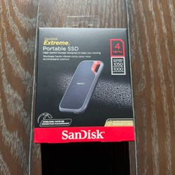 SanDisk 4TB Extreme Portable SSD - Up to 1050MB/s, USB-C, USB 3.2 Gen 2, IP65 Water and Dust Resistance, Updated Firmware - External Solid State Drive