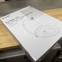 NEW - Brondell EcoSeat S101 Non-Electric Bidet Toilet Seat - SEALED