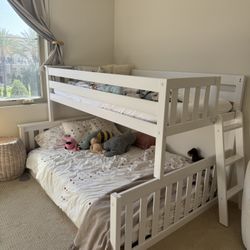 Max & Lily Twin Over Full Low Bunk Bed