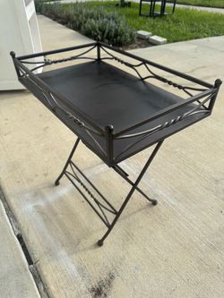 Black Burgundy Metal Tray Table with Folding Stand