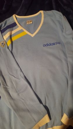Adidas sweater ucla size XL