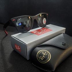 🐣 New RayBans - Box, Pouch Cloth All Included 🐇