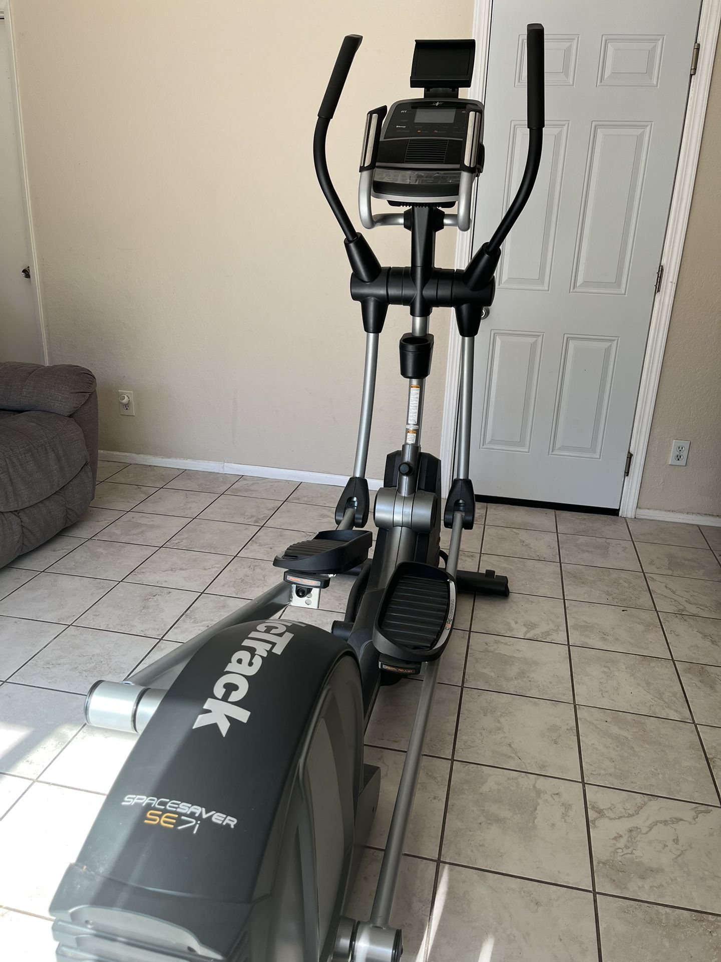 NordicTrack SE7i Elliptical Trainer 