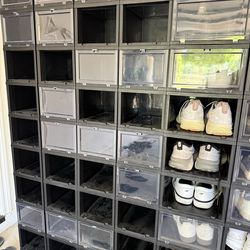 Black individualized shoe boxes