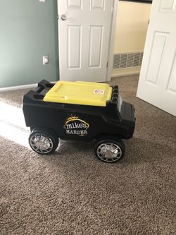 Mikes Hard Lemonade Remote Control Cooler