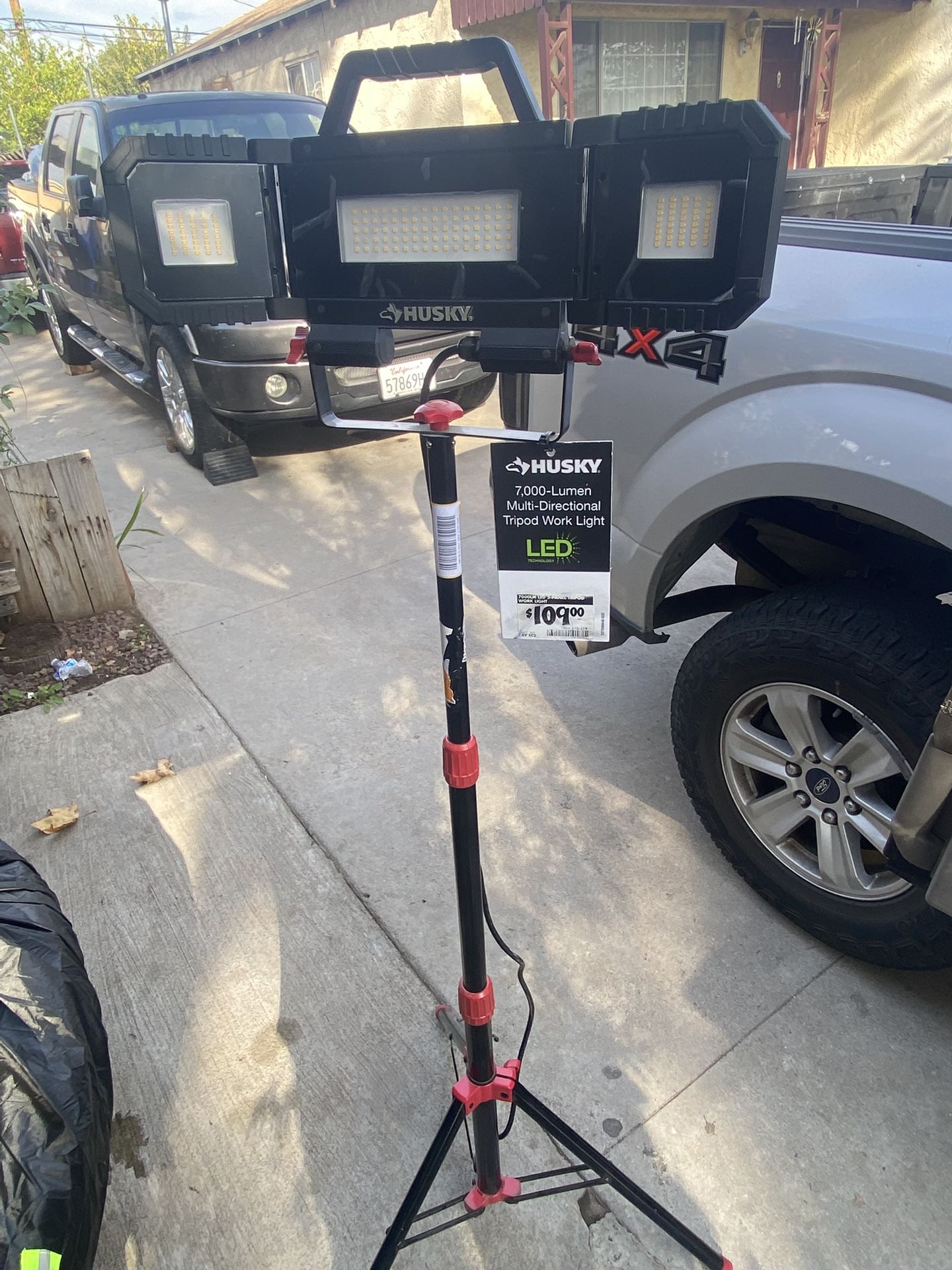 Husky 7,000 Lumen Multi Directional