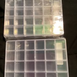 Multiple Slots Containers 