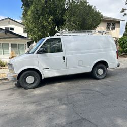 1999 GMC Safari Cargo