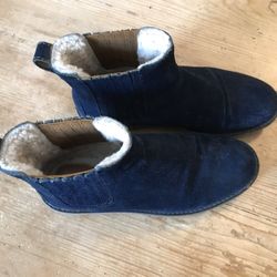 Madewell /Navy blue suede booties