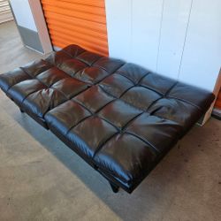 Futon 