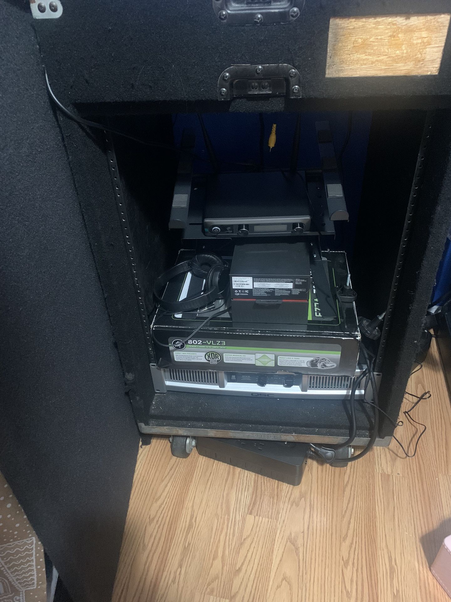 Dj Rack Case 180 Only The Case Very Good Condition