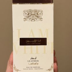 Ana Alabyadh (white)