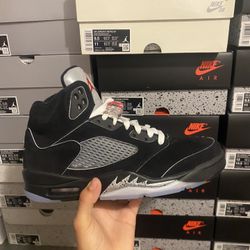Jordan 5 Retro OG Black Metallic Reimagined