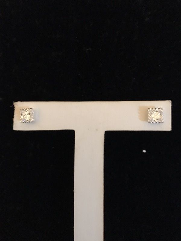 Aretes Avon
