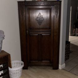 Antique Set Of Two (2) 