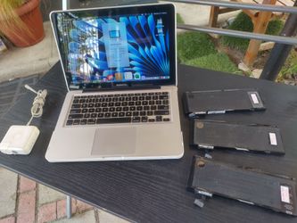 Apple MacBook pro 13" - i7, 2.9Ghz, 16GB, 256GB + 1TB HDD, 3 extra batteries $280
