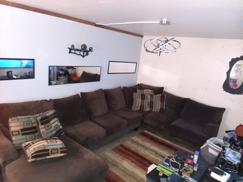 Couch Come And Get Me! 