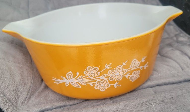PYREX VINTAGE BOWL