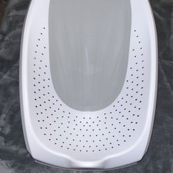ity baby bath tub brand new